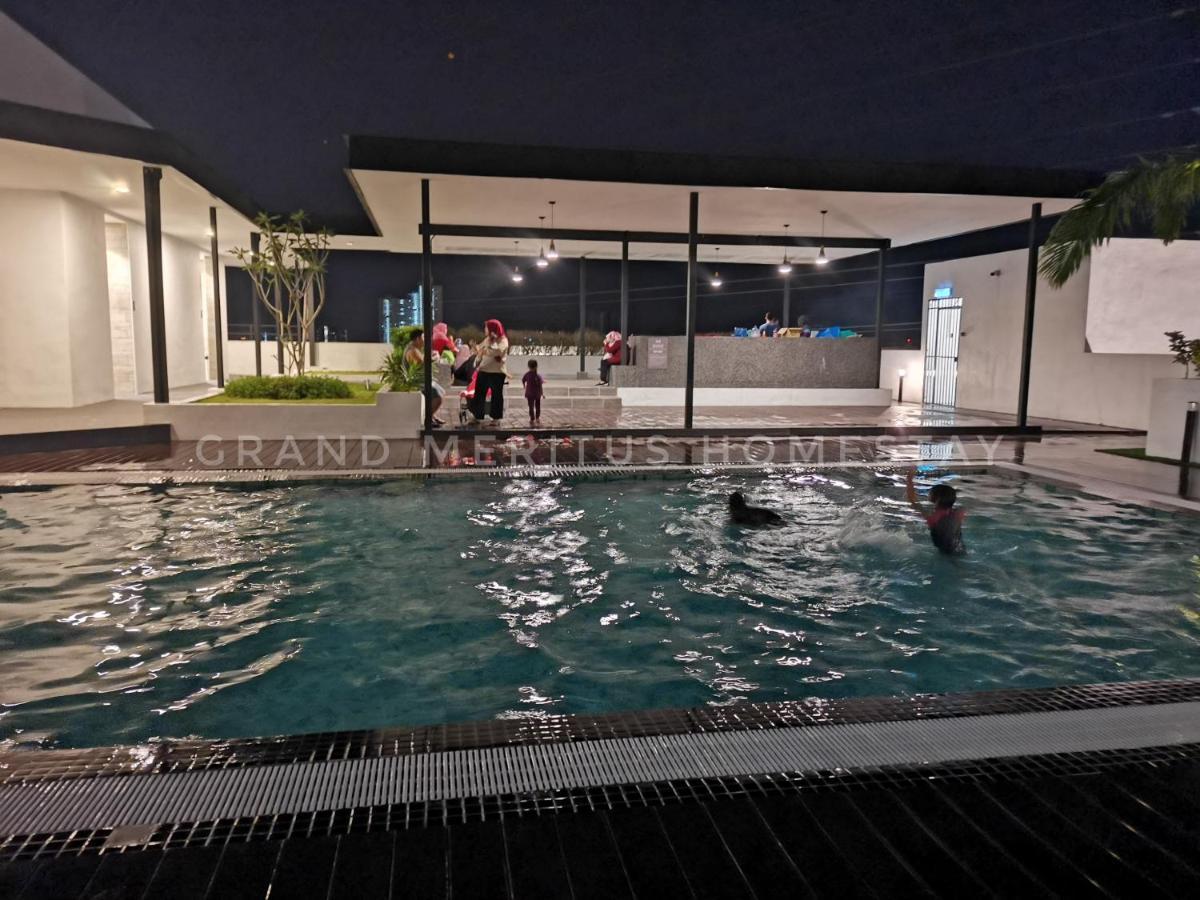 Grand Meritus Homestay @Penang Perai Exterior foto